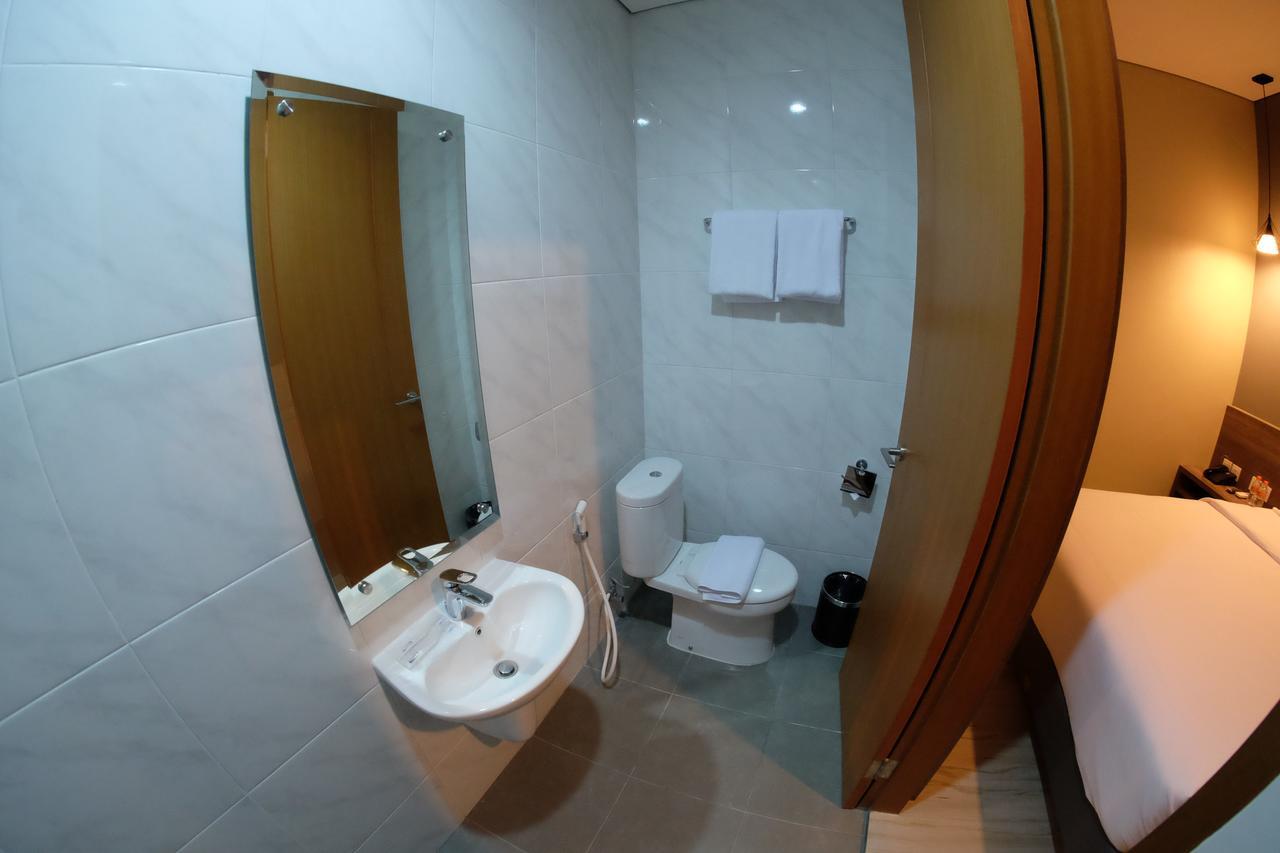 U Stay Hotel Tebet Jakarta Luaran gambar