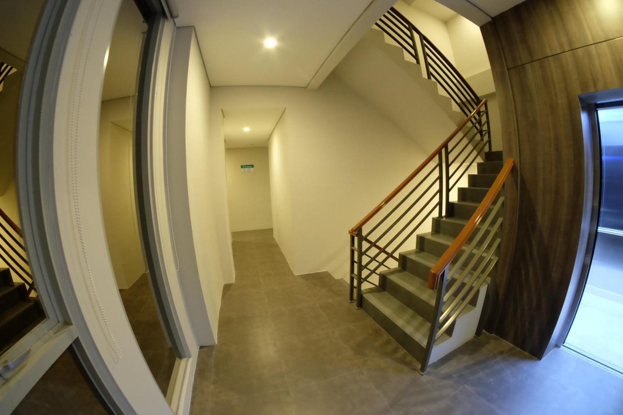 U Stay Hotel Tebet Jakarta Luaran gambar